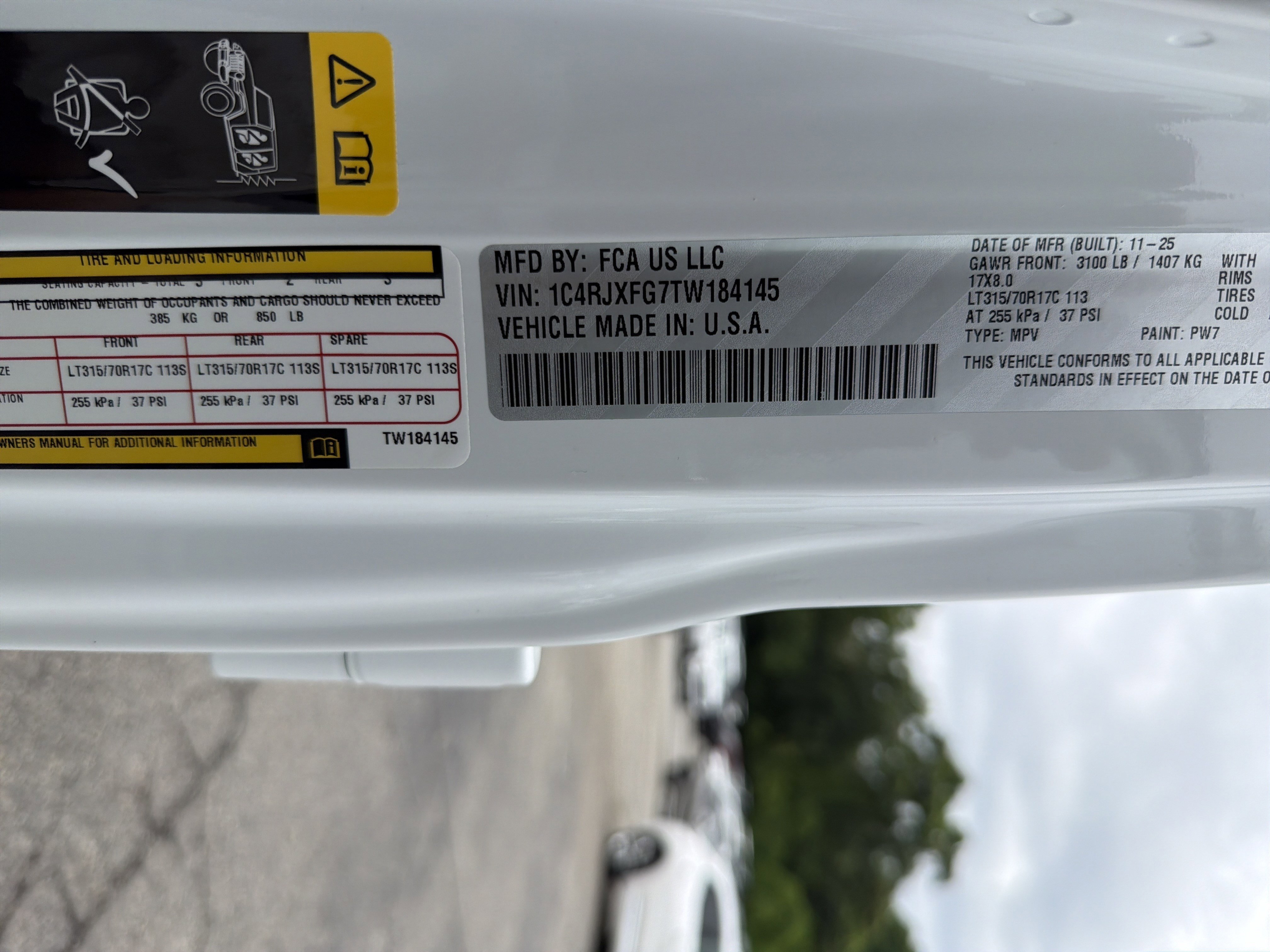 Used 2026 Bright White Clearcoat Jeep Rubicon X image 31