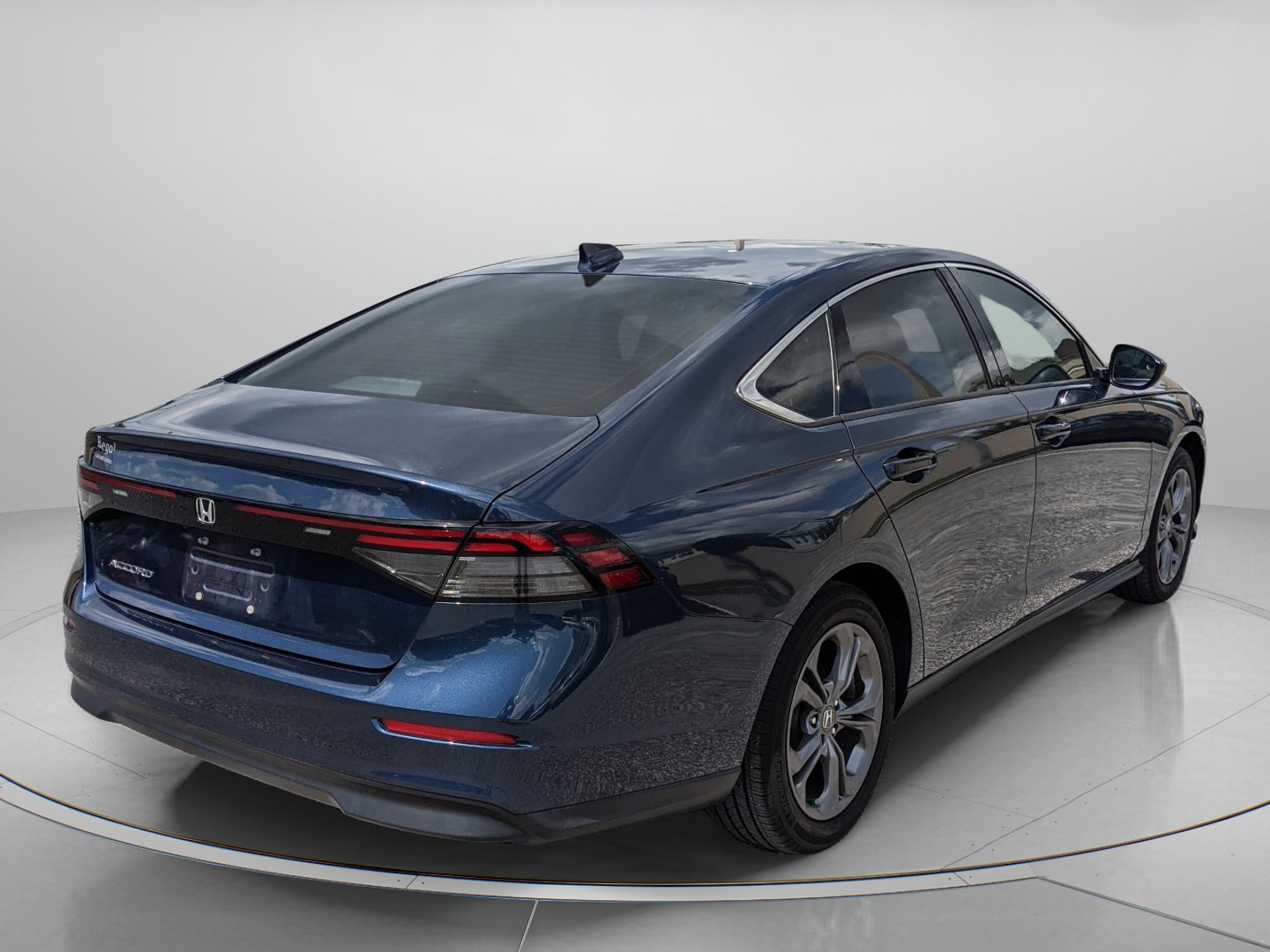 Certified Used 2024 Canyon River Blue Metallic Honda EX image 6