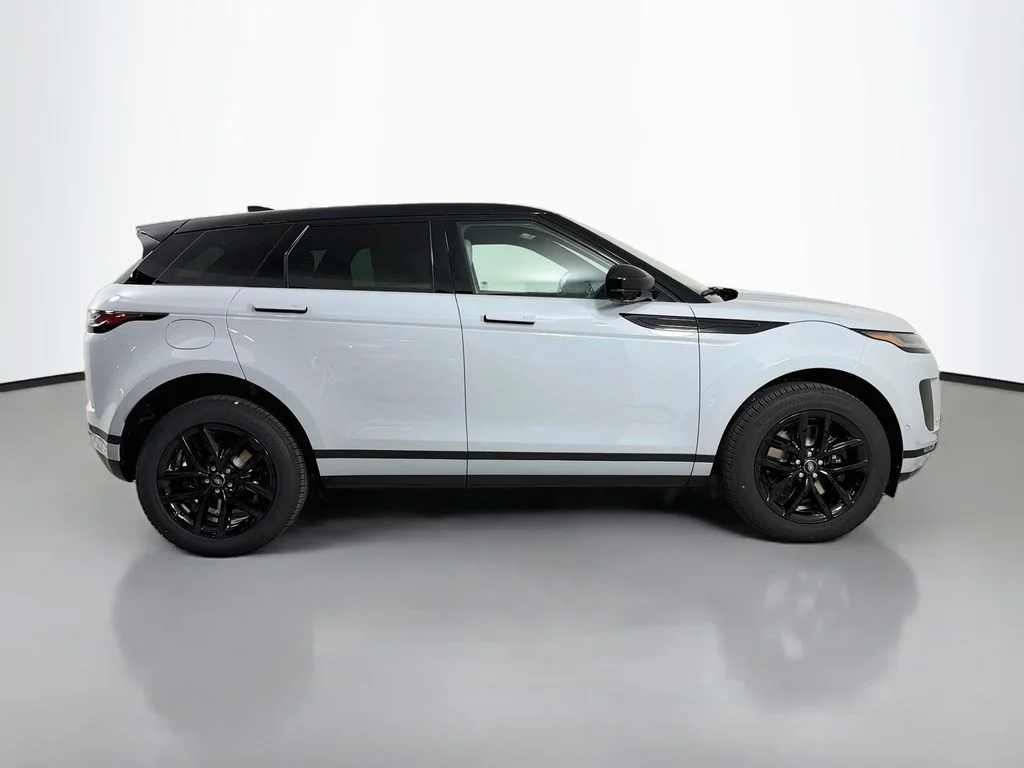 New 2026 Arroios Grey Land Rover S image 4