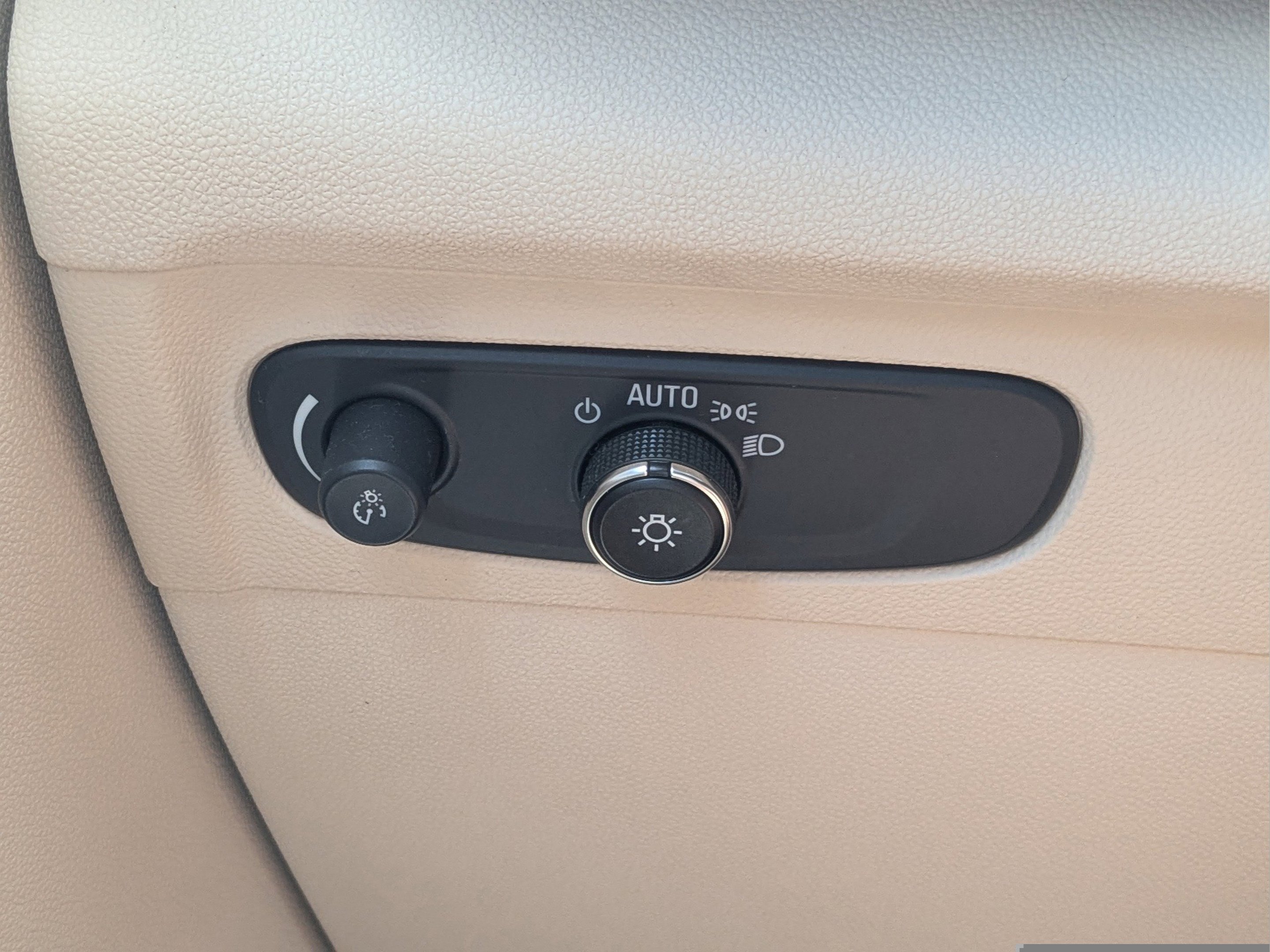 2021 Buick Envision Preferred - Photo 21