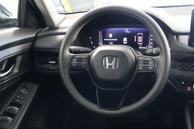 Used 2025 Blue Honda SE image 10