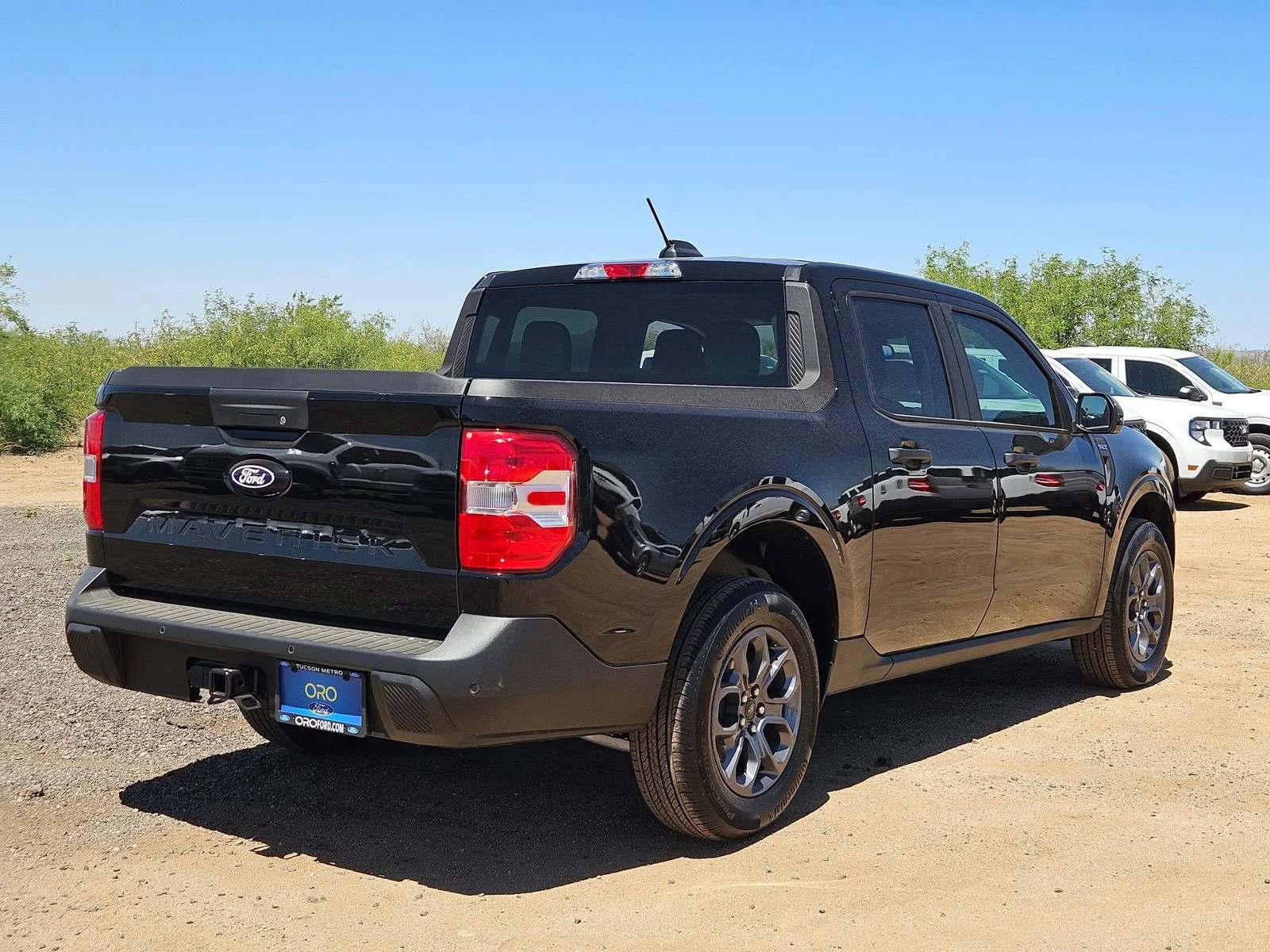 New 2026 Shadow Black Ford XLT image 5