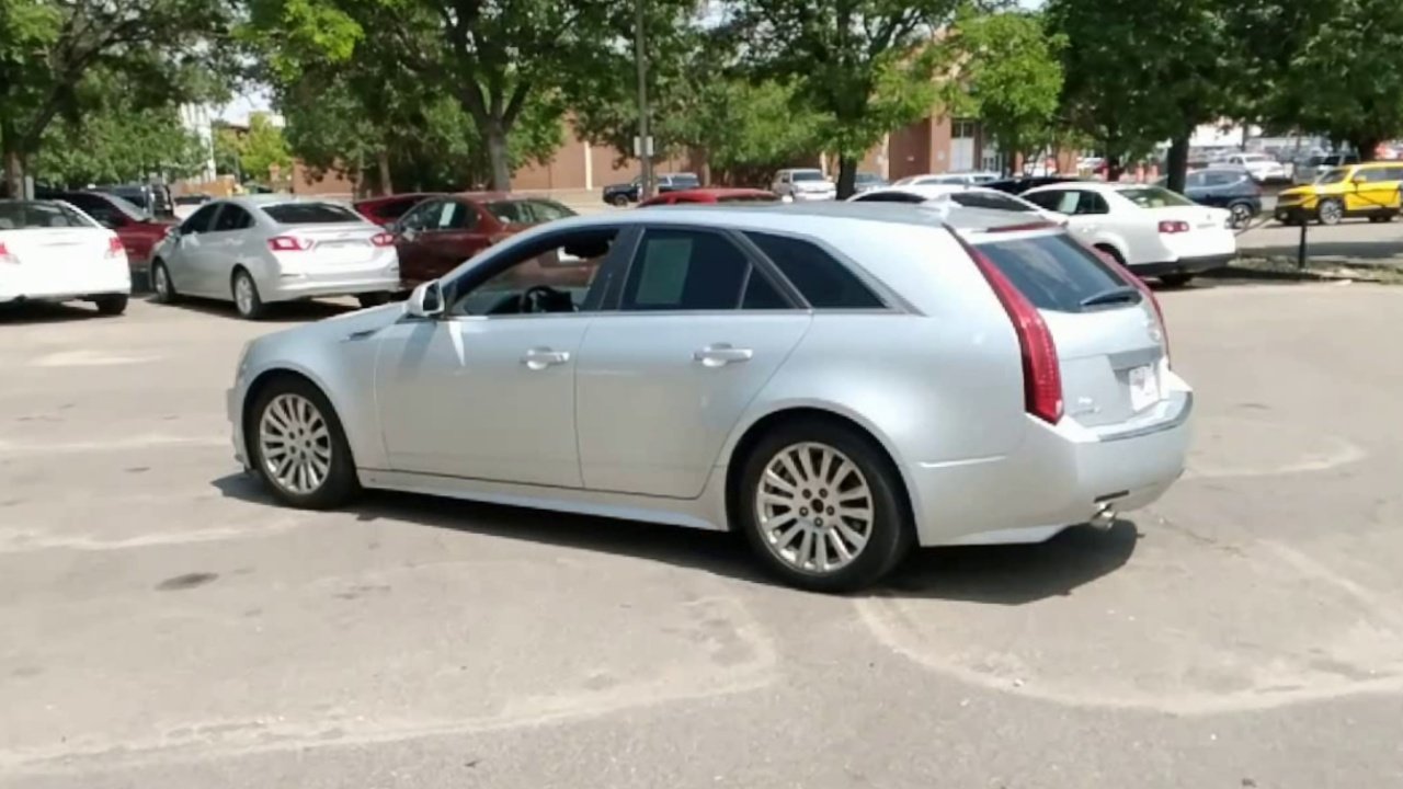 2010 Cadillac CTS Premium photo 4