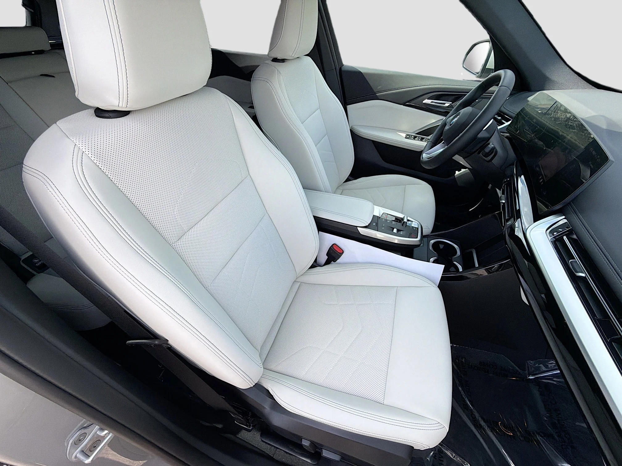 New 2026 Space Silver Metallic BMW xDrive28i image 14