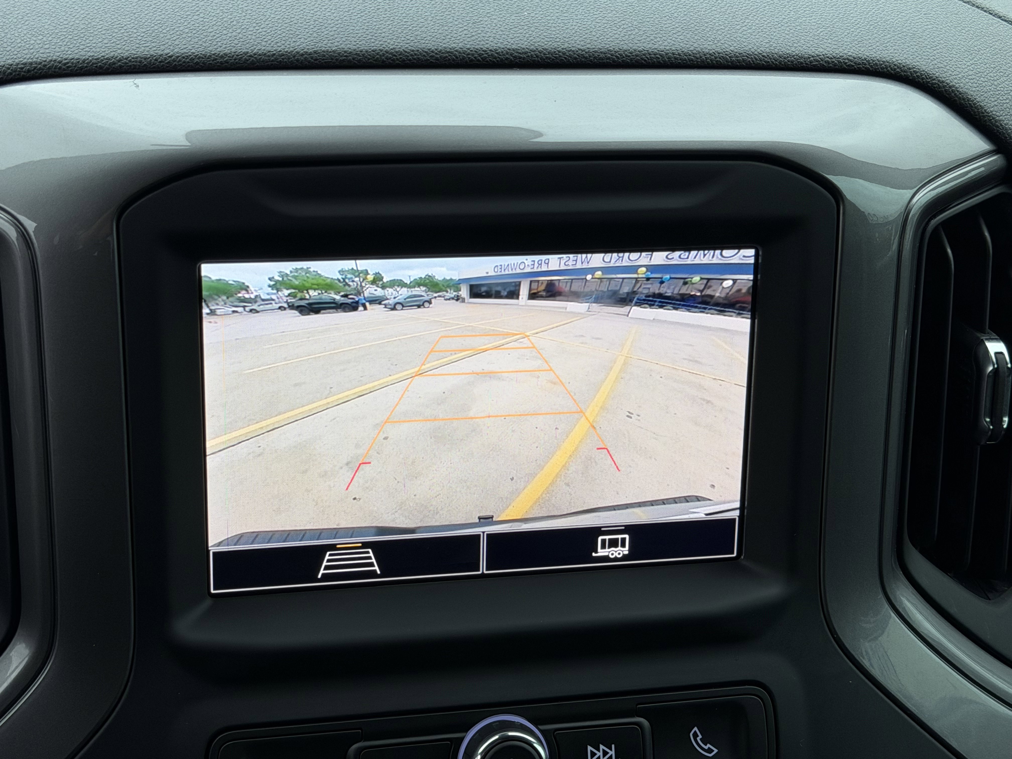 Used 2023 Northsky Blue Metallic Chevrolet Custom image 29