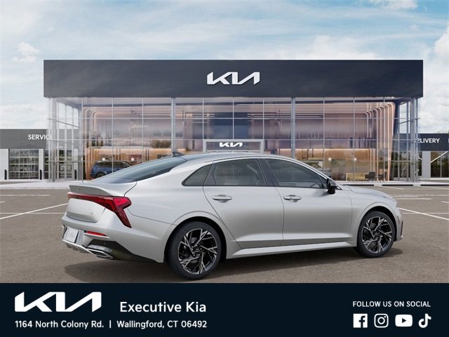 2025 Kia K5 GT-Line photo 4