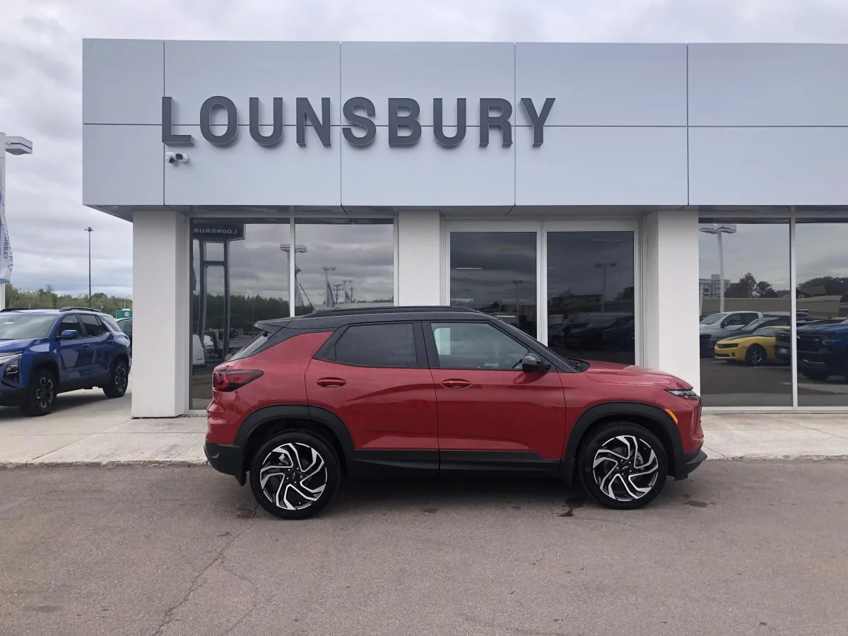 New 2026 Red Chevrolet AWD 4dr RS image 2