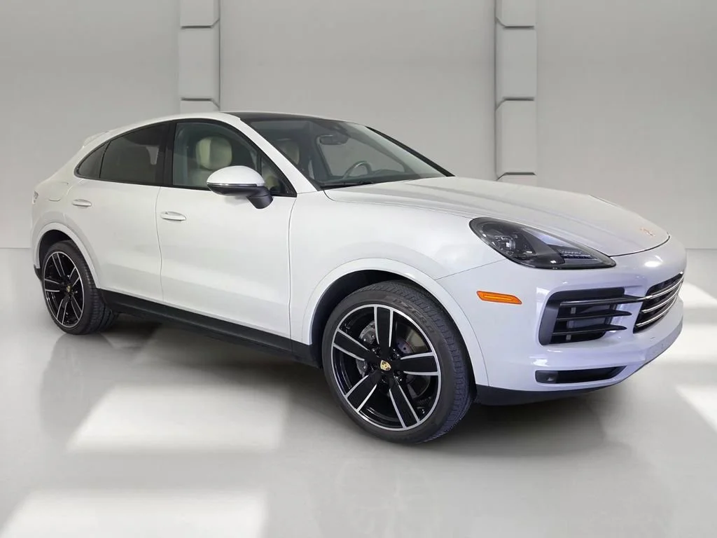 Used 2023 Chalk Porsche Platinum Edition image 2