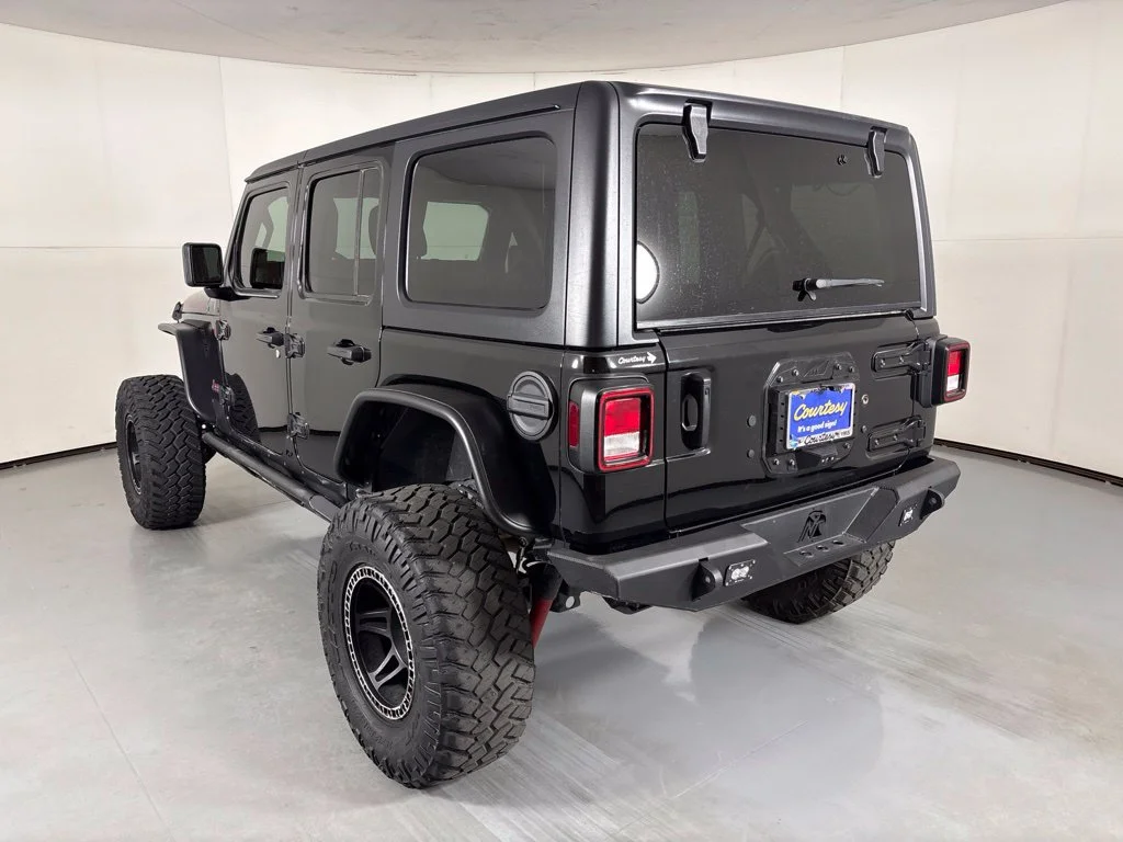 Used 2021 Black Jeep Unlimited Rubicon image 6
