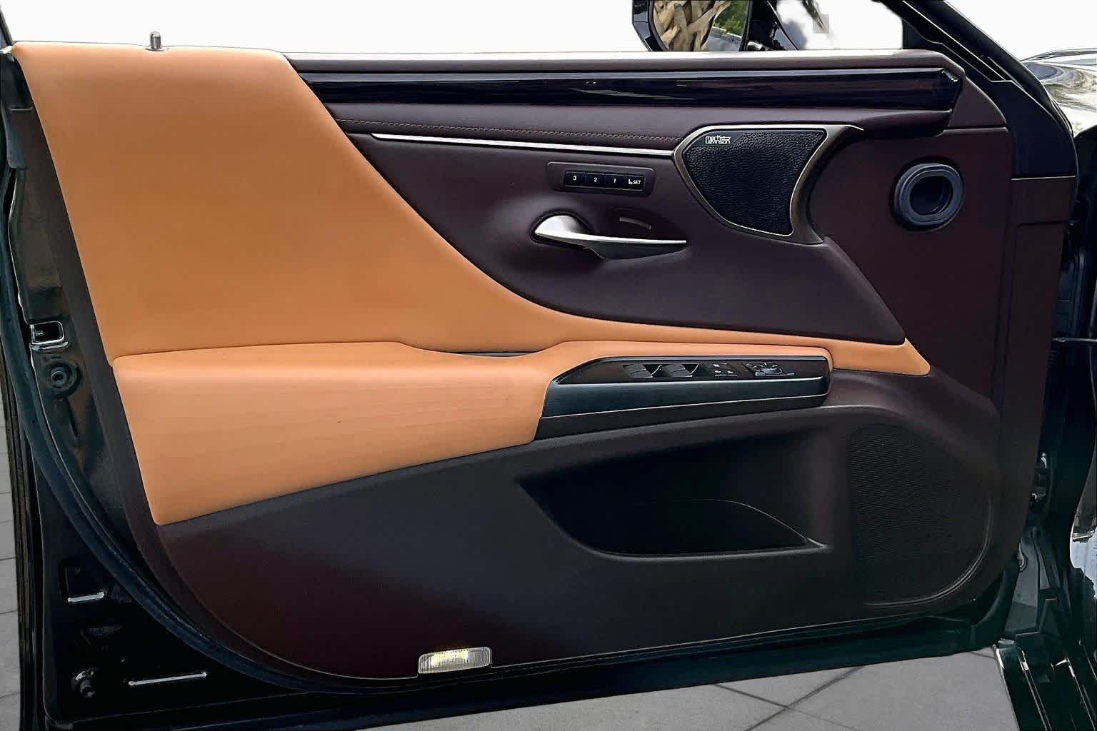 Used 2019 Caviar Lexus Ultra Luxury image 22