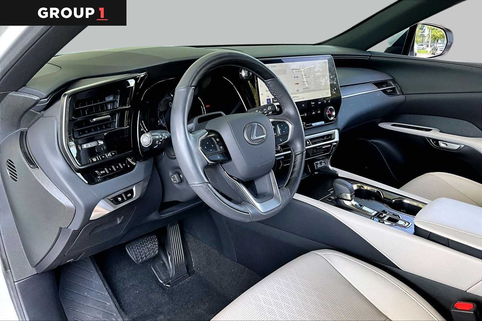Used 2024 Eminent White Pearl Lexus Premium Plus image 15