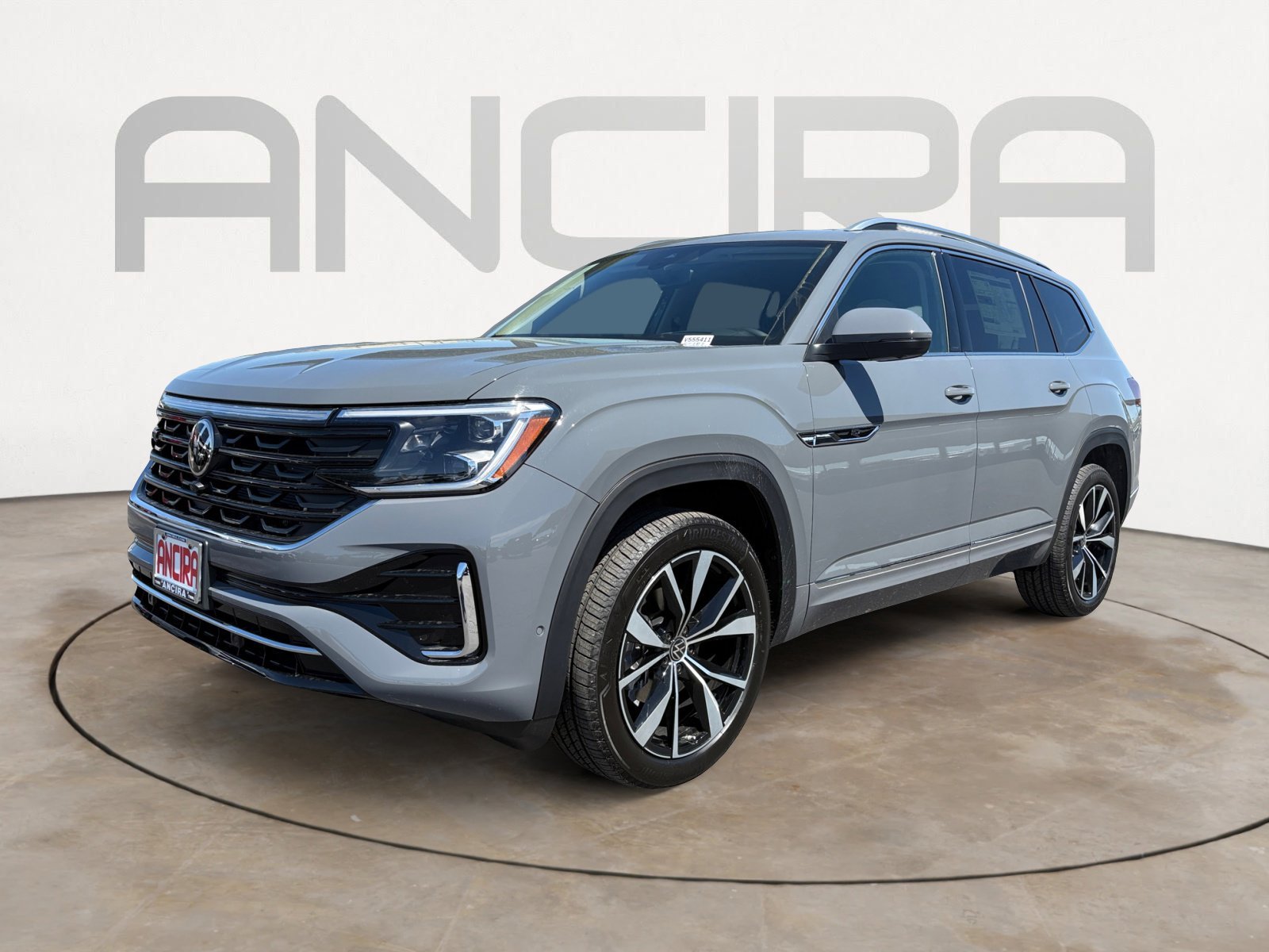 2026 Volkswagen Atlas SEL Premium R-Line - Photo 4