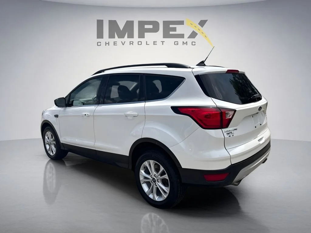 Used 2019 White Ford SEL image 3