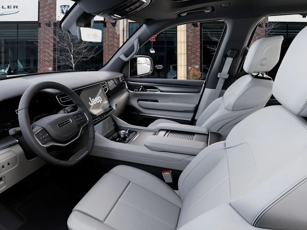 New 2026 High Gloss Black Exterior Paint Jeep Summit Obsidian image 22