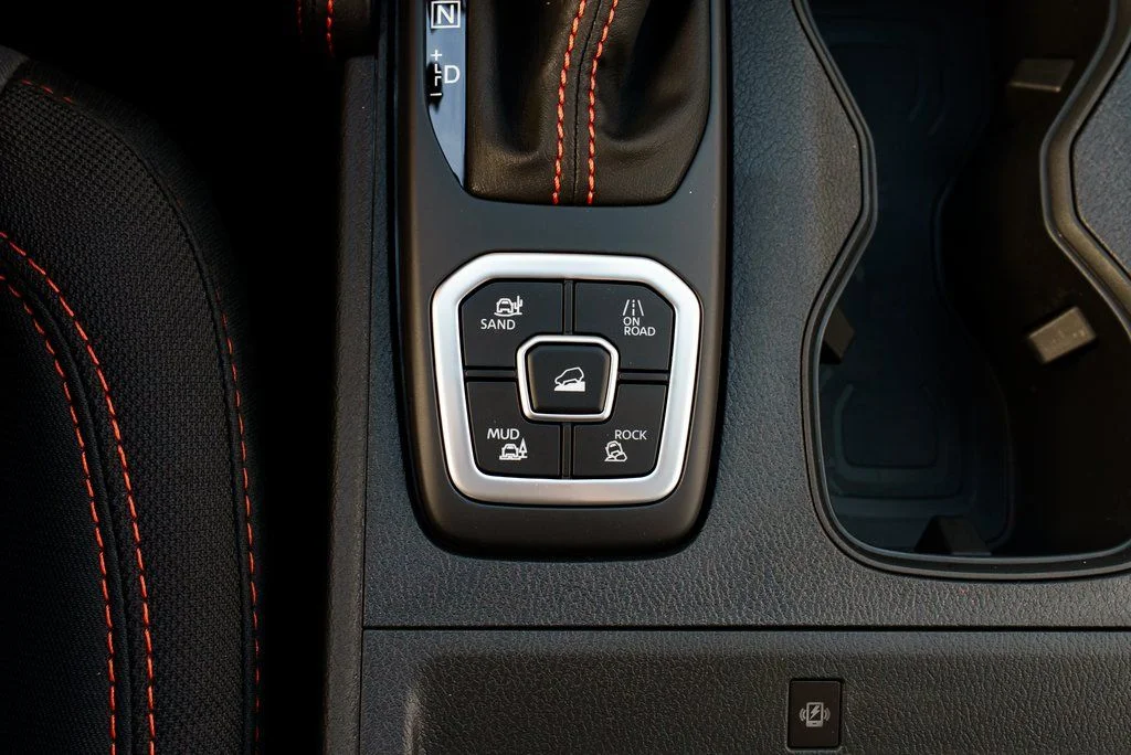 New 2026 Boulder Gray Pearl Nissan Crew Cab PRO-4X® image 20