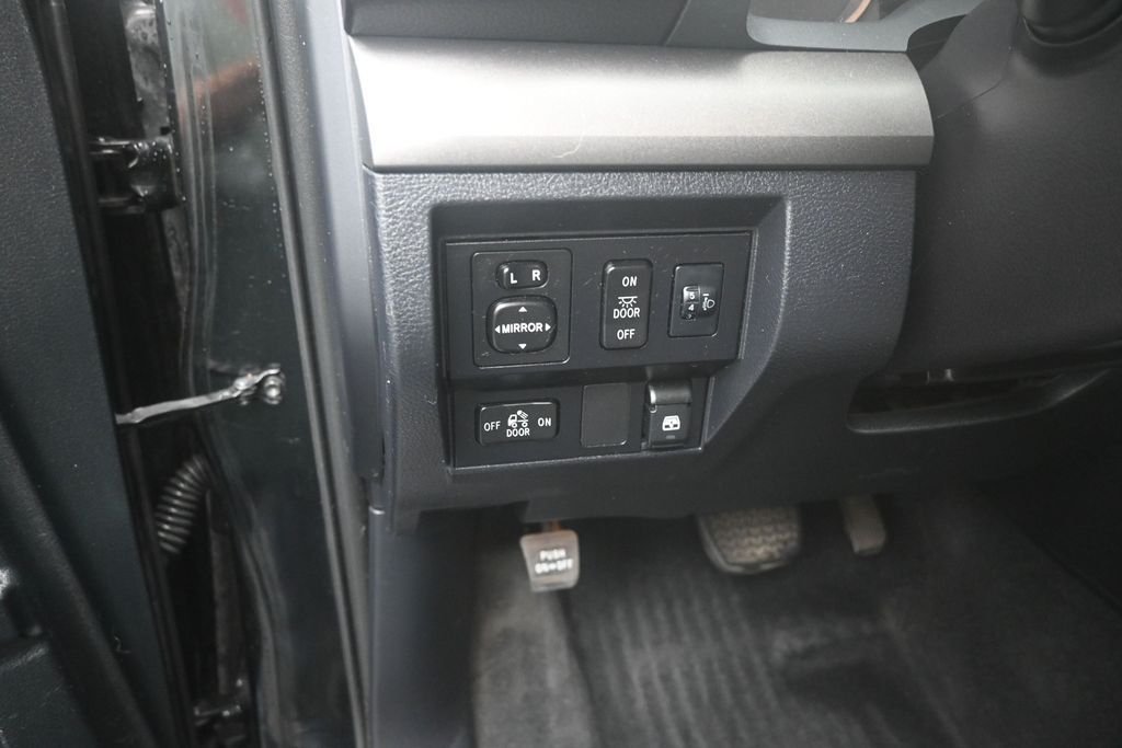 Used 2017 Black Toyota SR5 image 13