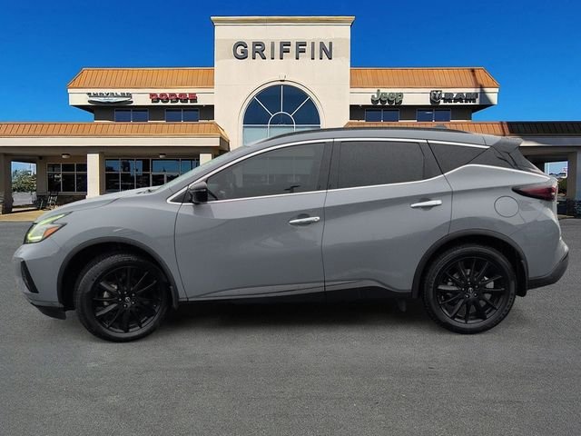 Used 2024 Gray Nissan SV image 9