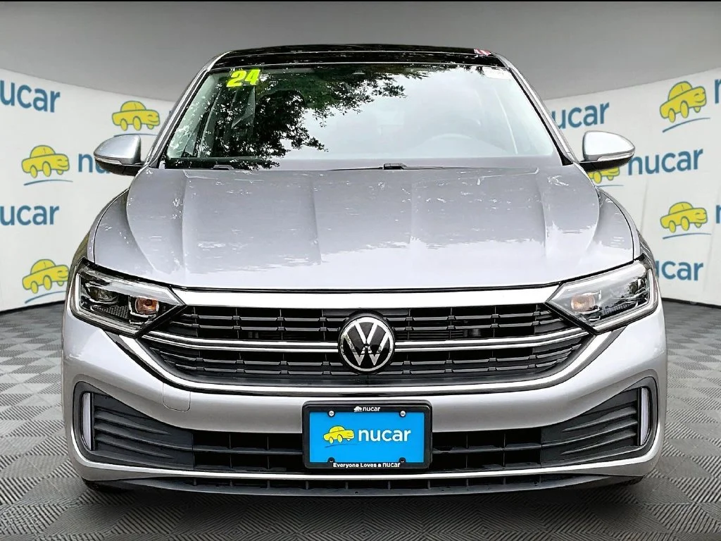 Used 2024 Silver Volkswagen 1.5T SEL image 2