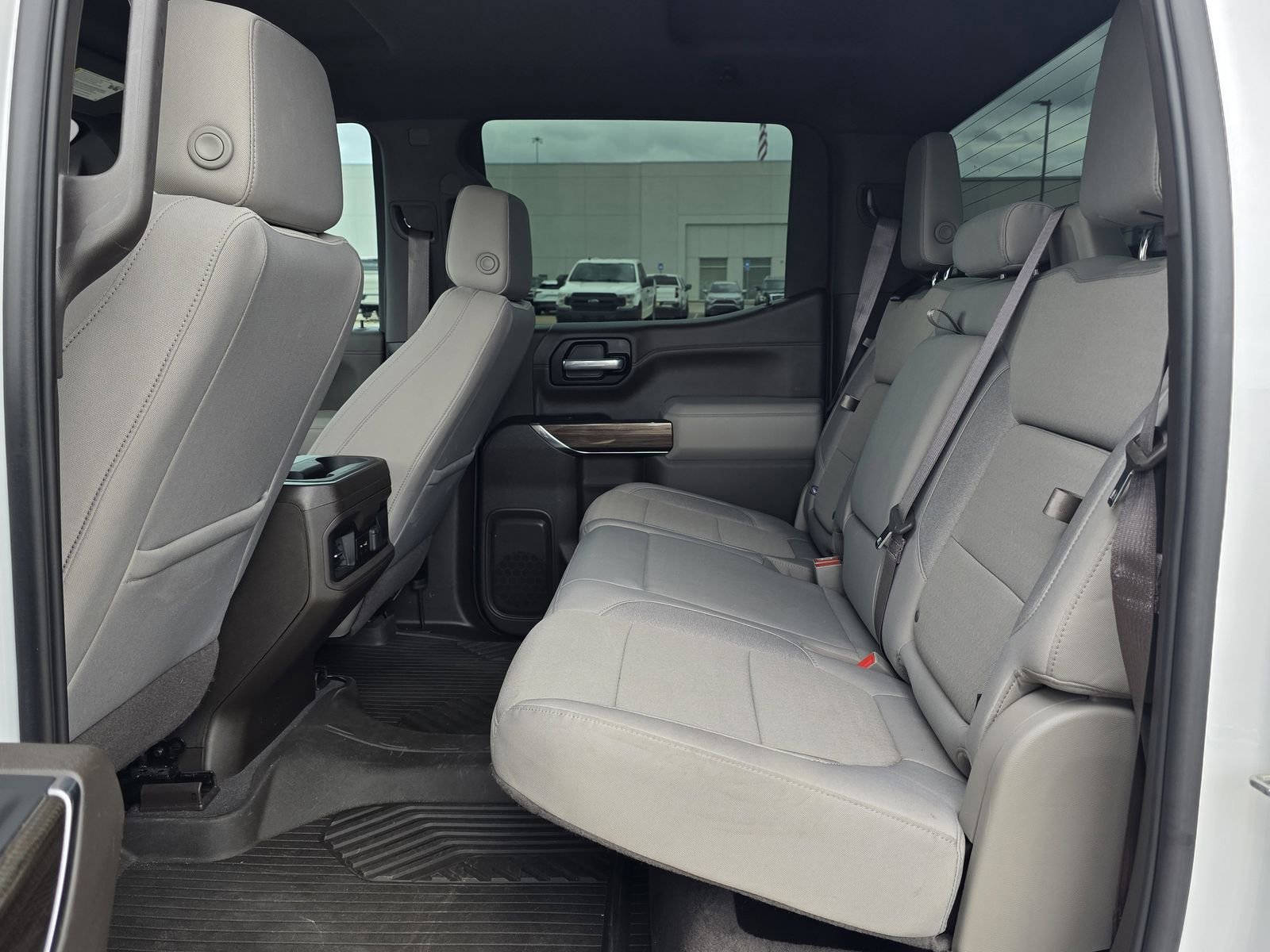 Used 2022 Summit White Chevrolet RST image 22
