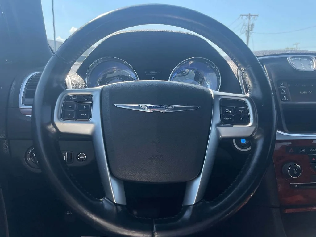 Used 2012 Red Chrysler Limited image 9