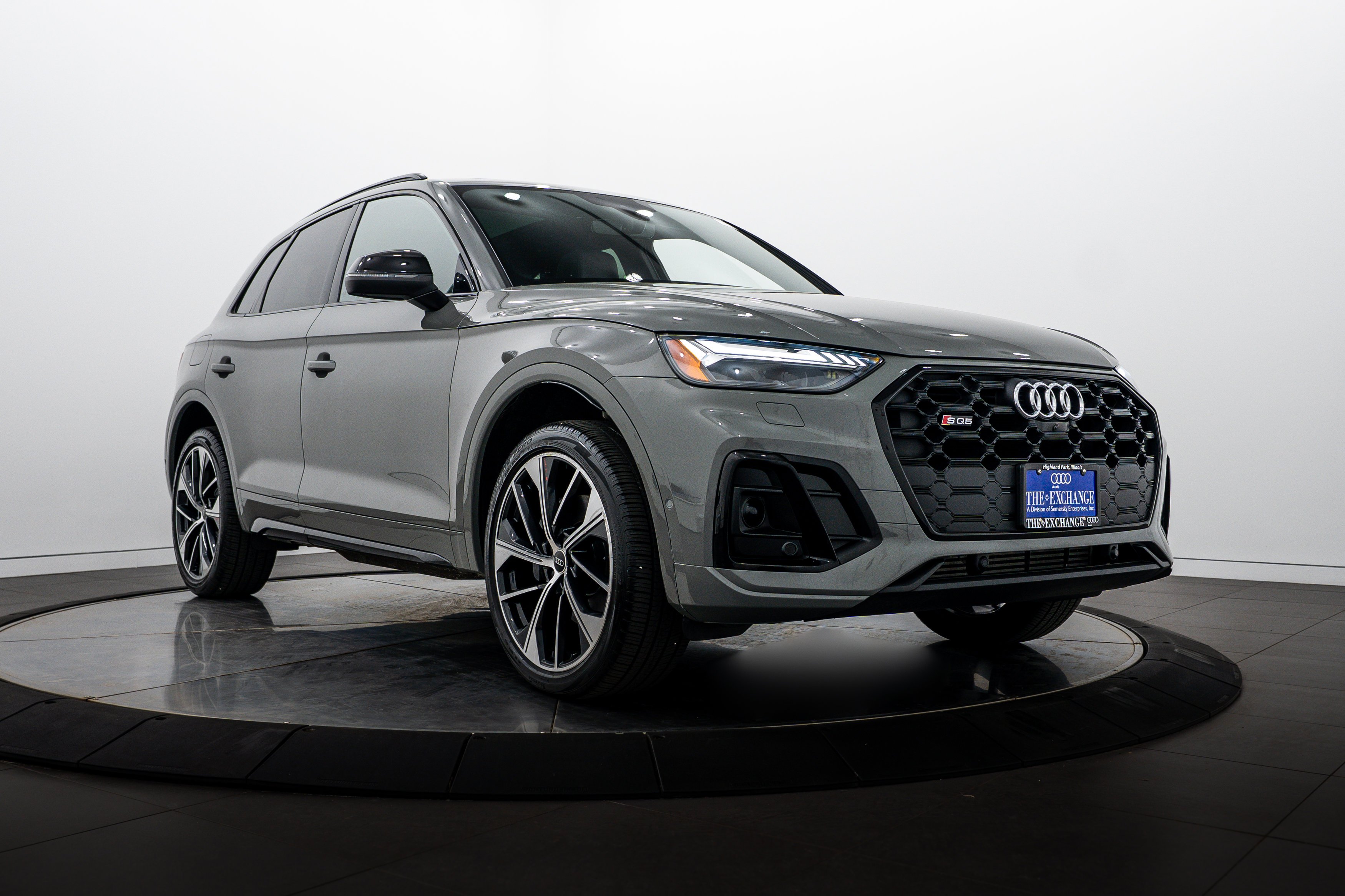 2021 Audi SQ5 Prestige's photo