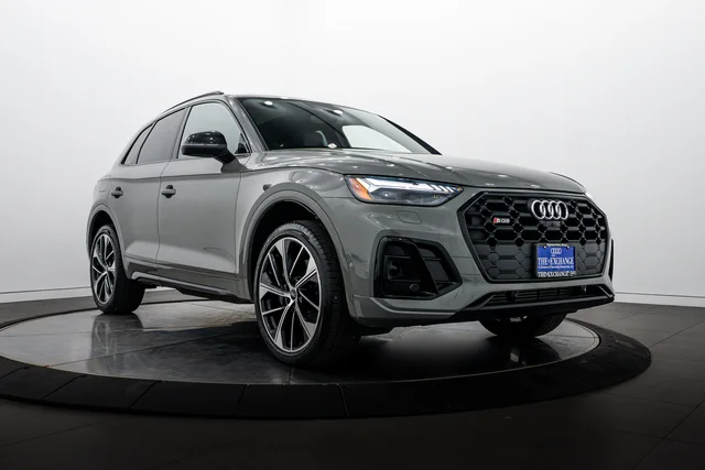 2021 Audi SQ5 Prestige's photo
