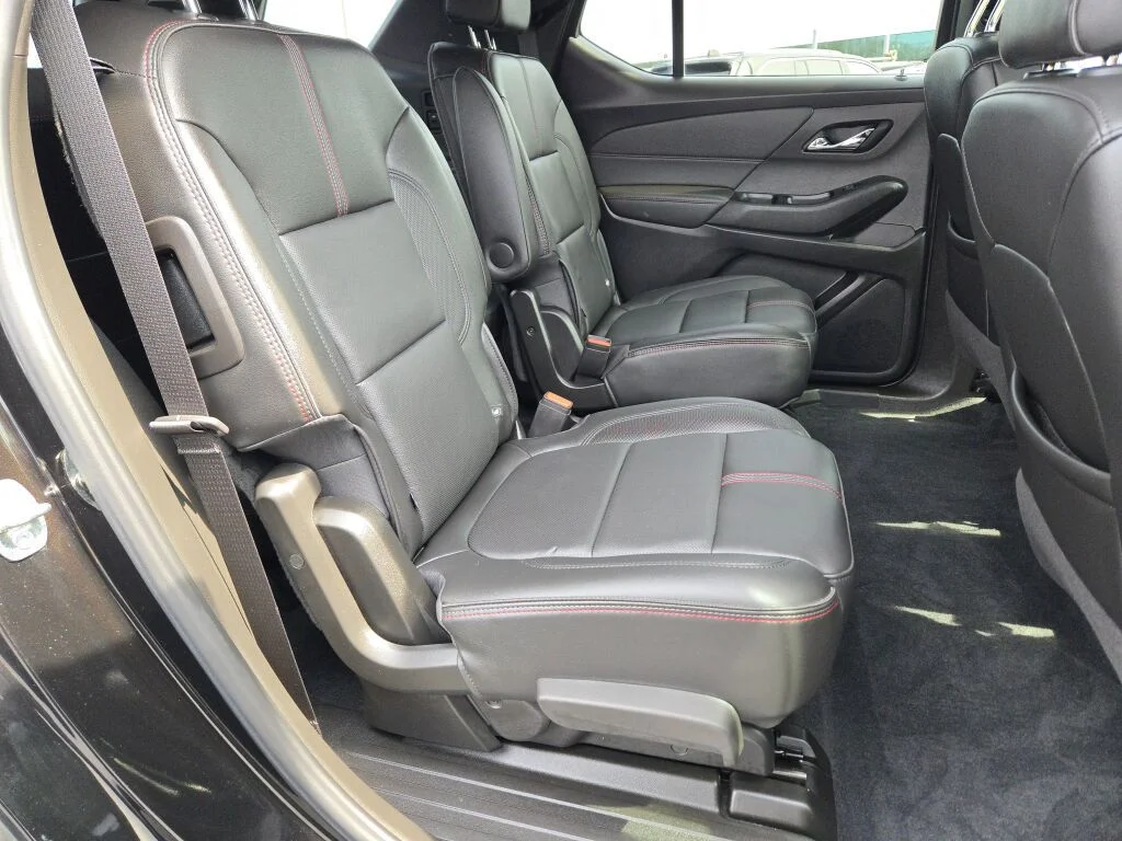 Used 2023 Black Chevrolet RS image 9