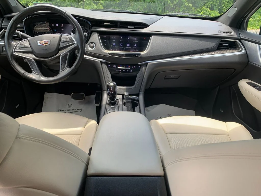 Used 2020 Gray Cadillac Sport image 16