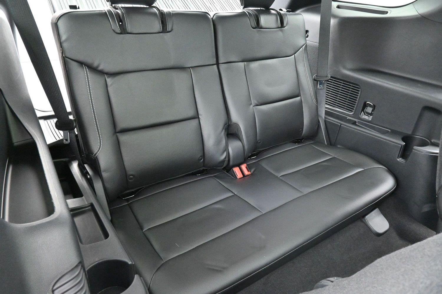 Used 2022 Star White Metallic Tri-Coat Ford ST image 40
