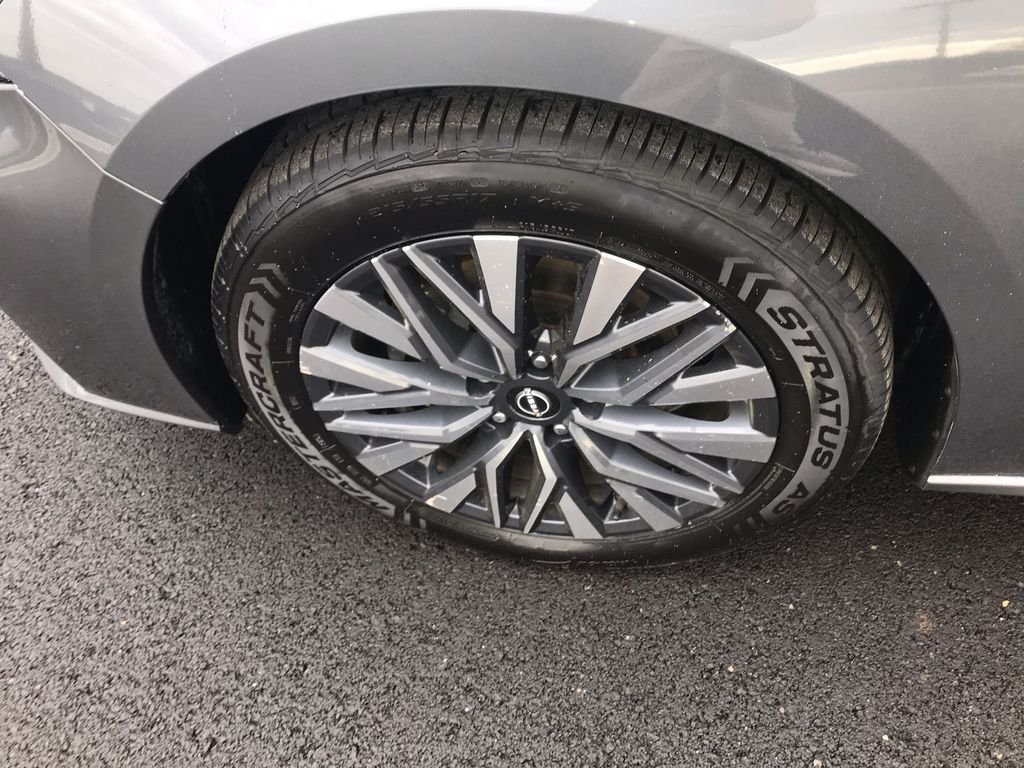 Used 2024 Gray Nissan 2.5 SV image 10