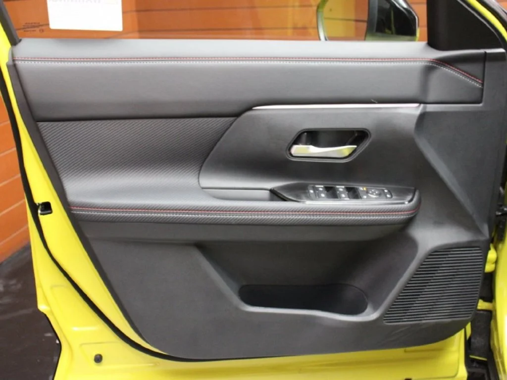 2026 Nissan KICKS SR - Photo 17