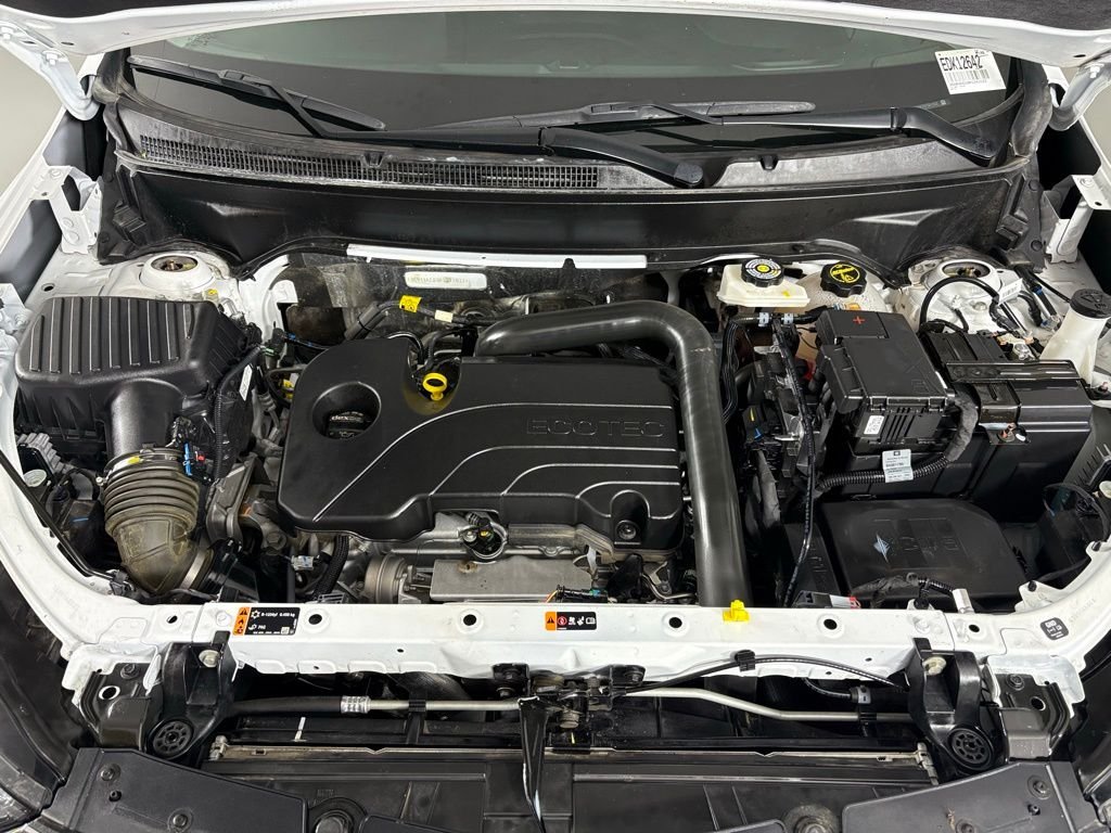 Used 2024 White Chevrolet LT image 43