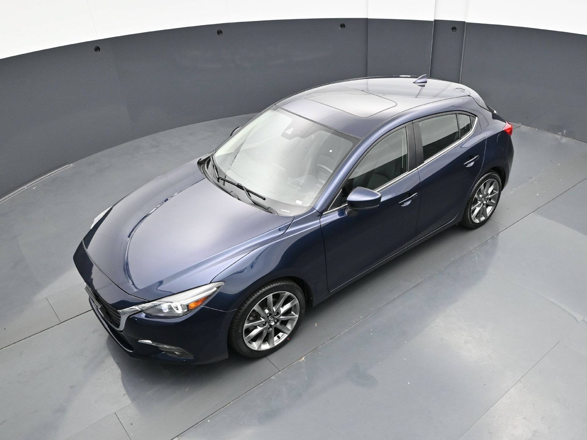 Used 2018 Deep Crystal Blue Mica Mazda Grand Touring image 44