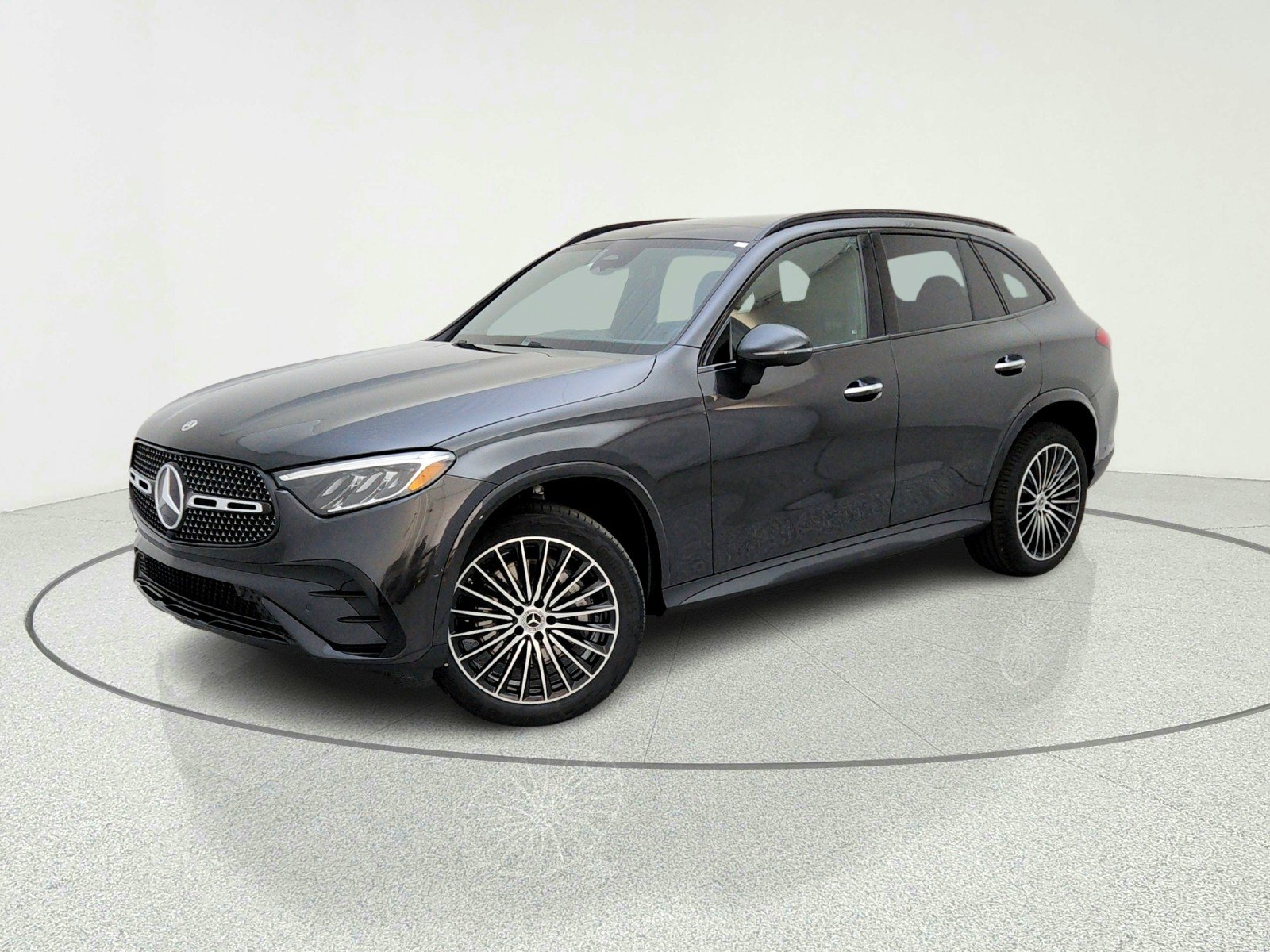 2026 Mercedes-Benz GLC GLC 300's photo