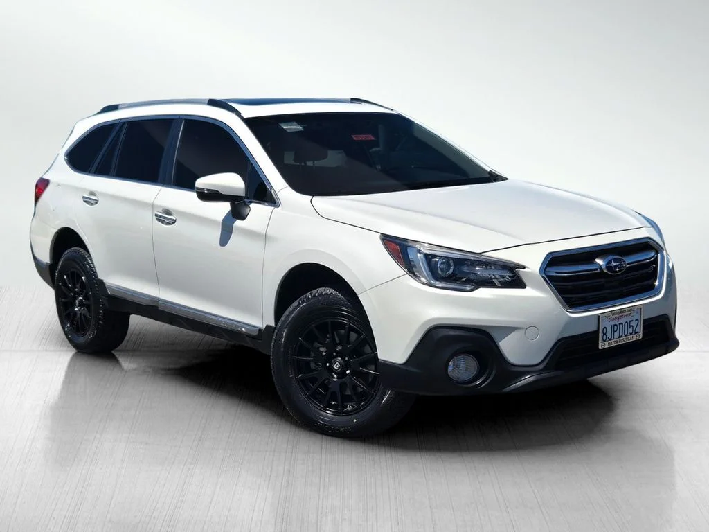 2019 Subaru Outback 3.6R Touring's photo