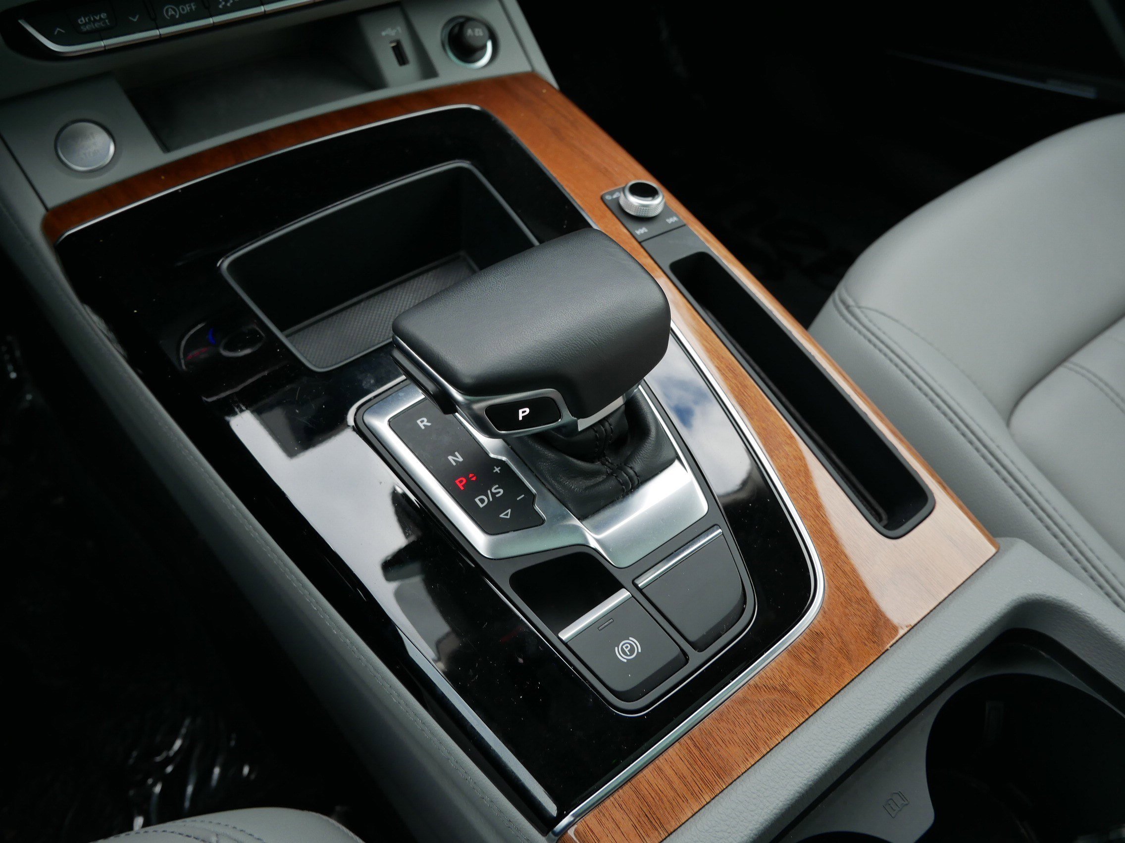2023 Audi Q5 Premium Plus - Photo 24