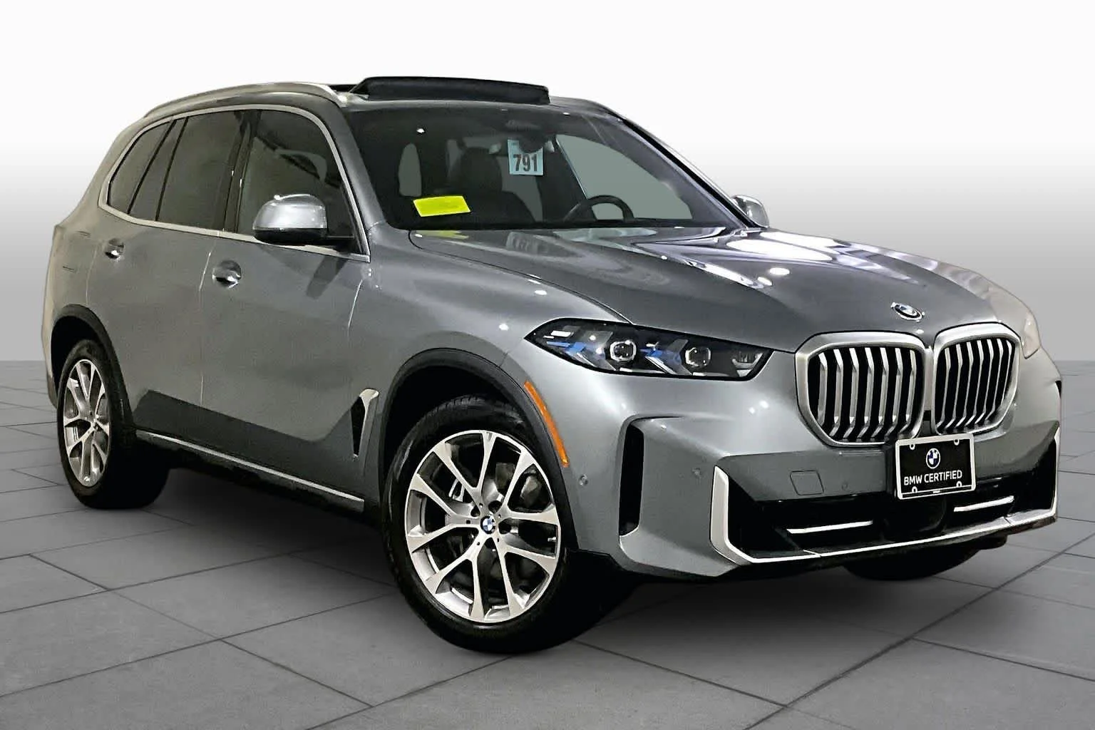 Certified Used 2024 Skyscraper Grey Metallic BMW xDrive40i image 2