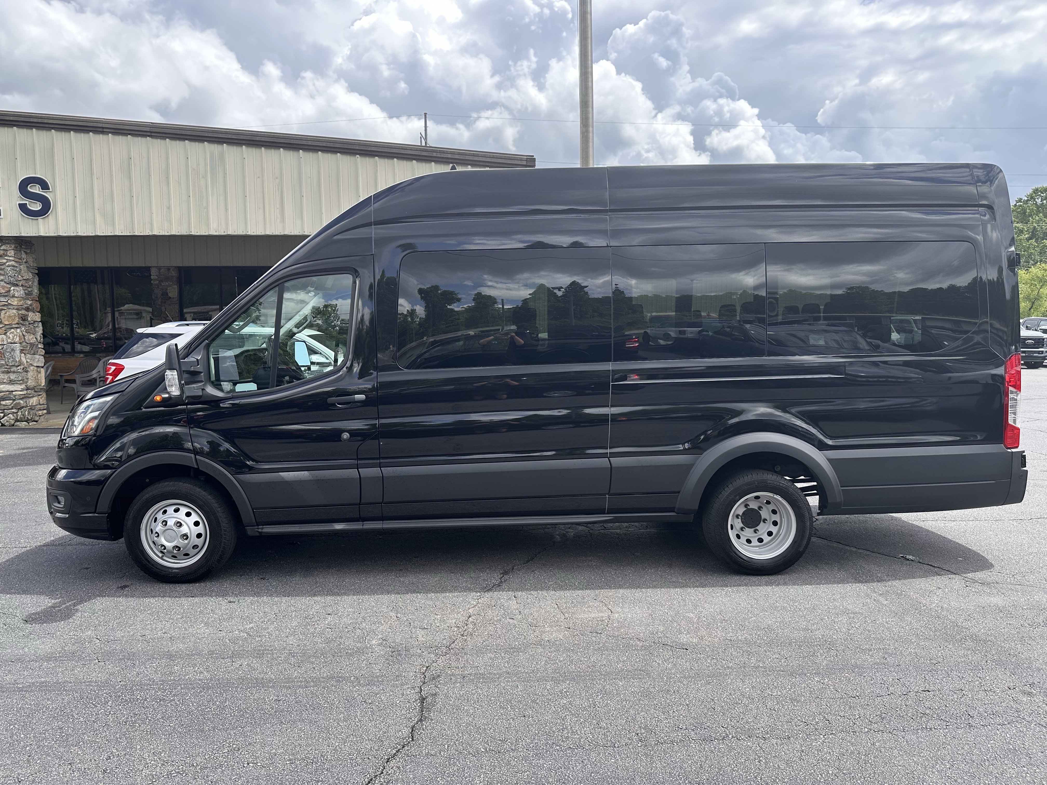 2025 Ford Transit 350 DRW XLT High Roof Pass Slide 148EL's photo
