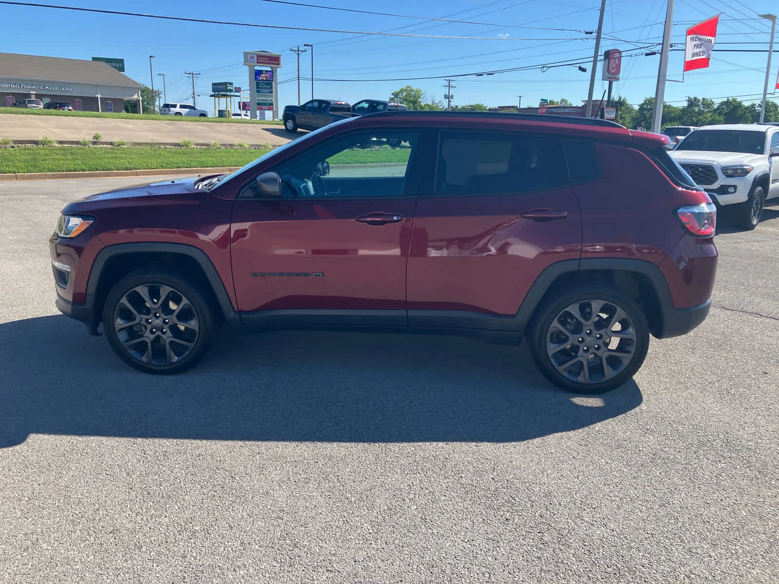 Used 2021 Velvet Red Pearlcoat Jeep 80th Anniversary image 4