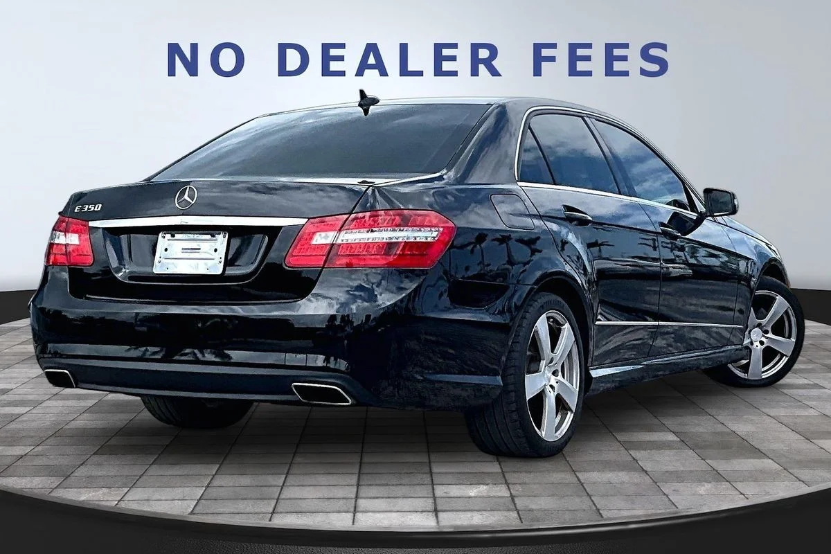 Used 2010 Black Mercedes-Benz  image 6
