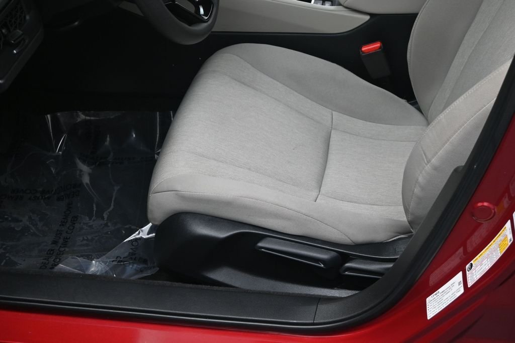 Used 2023  Honda LX image 13