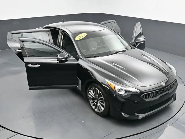 Used 2019 Black Kia Base image 39