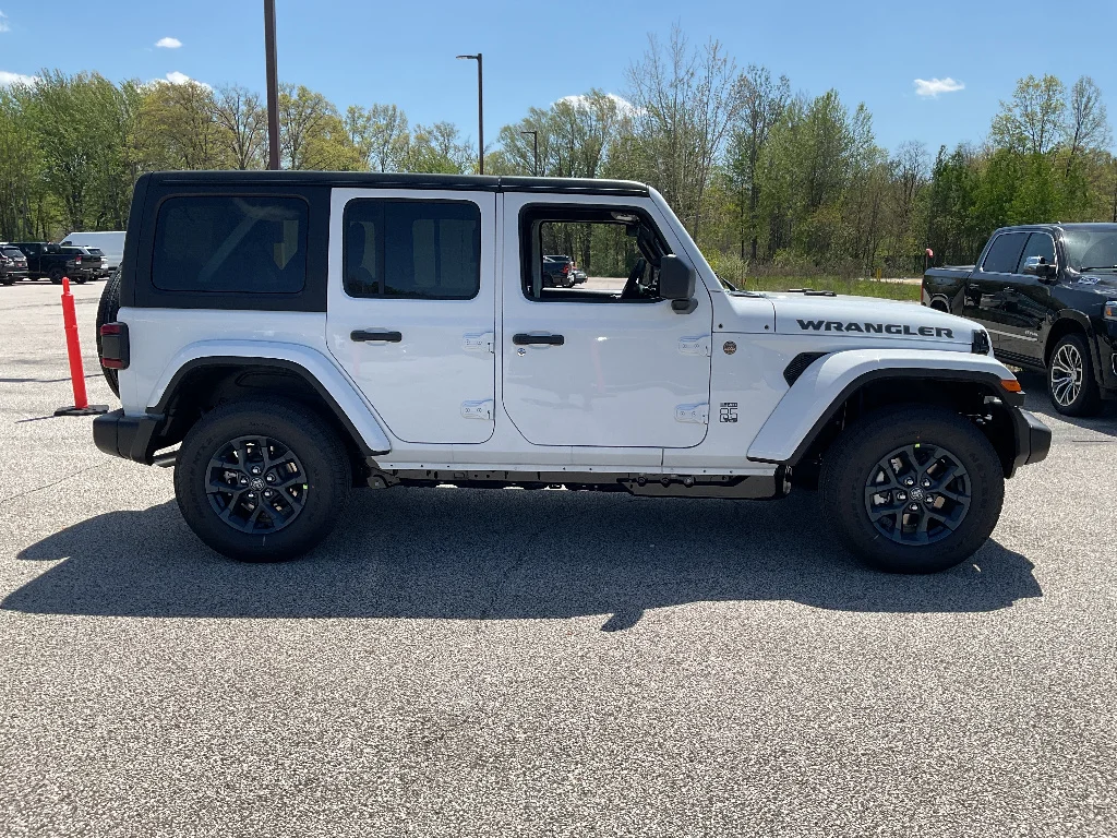 New 2026 Bright White Clearcoat Jeep 85th Anniversary image 4