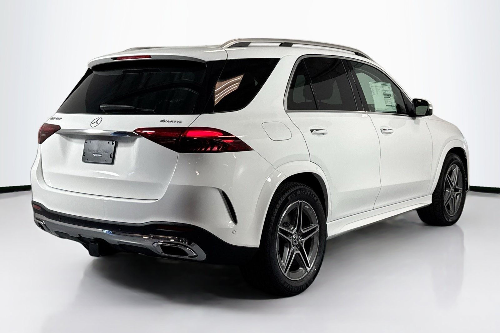 New 2026 Polar White Mercedes-Benz GLE 450 image 5