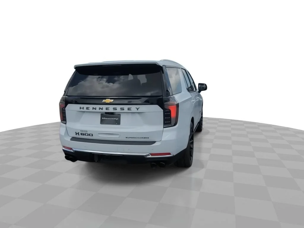 New 2026 Polar White Tricoat Chevrolet Premier image 7