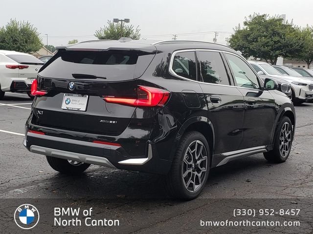 New 2027 Black Sapphire Metallic BMW xDrive28i image 7