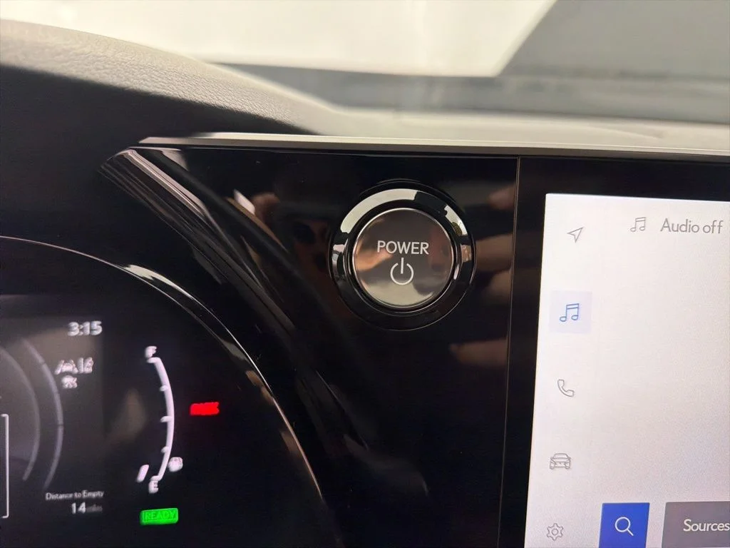 2024 Lexus RX Hybrid 500h - Photo 18