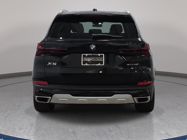 Certified Used 2026 Black Sapphire Metallic BMW xDrive40i image 6
