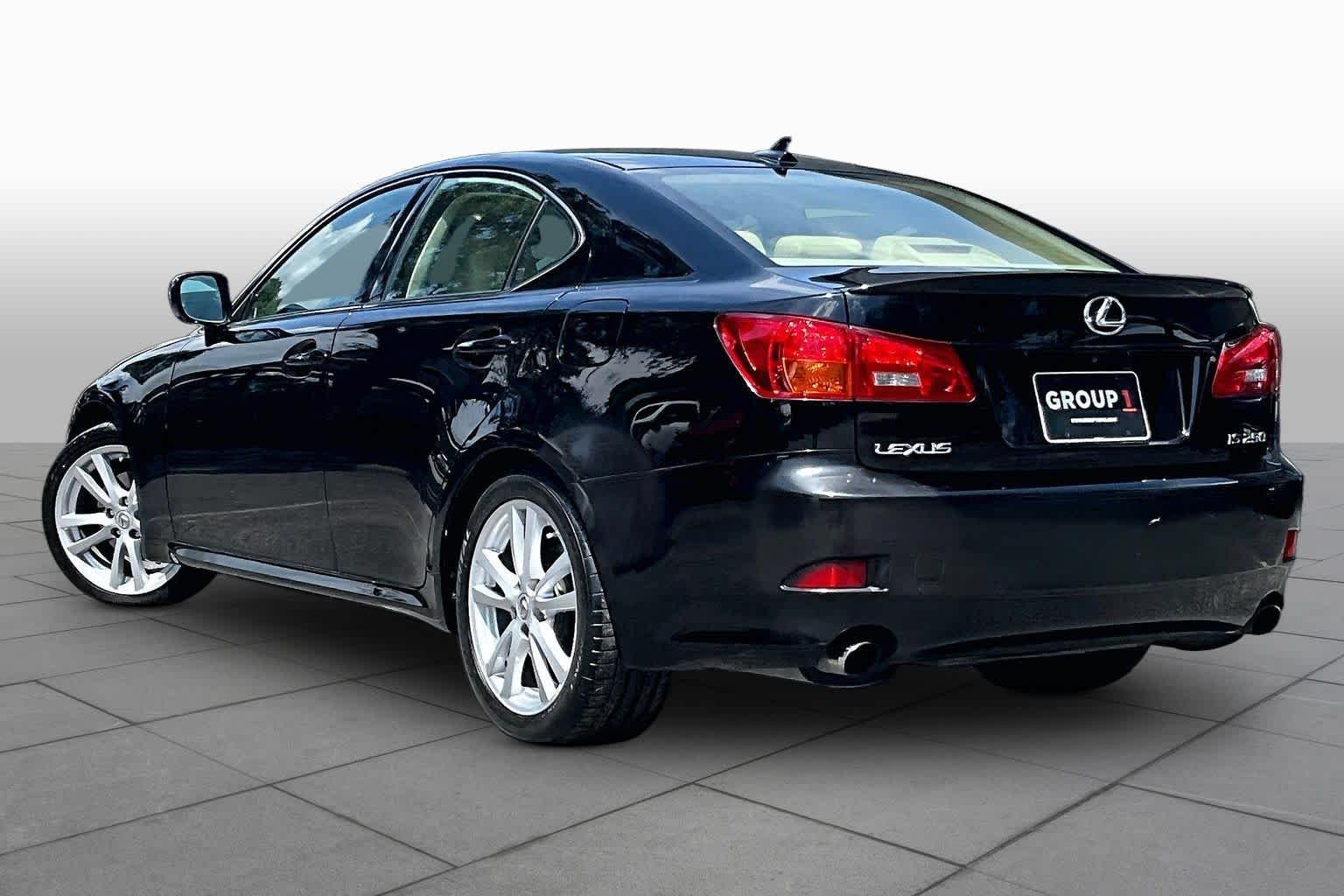 Used 2007 Obsidian Lexus  image 11