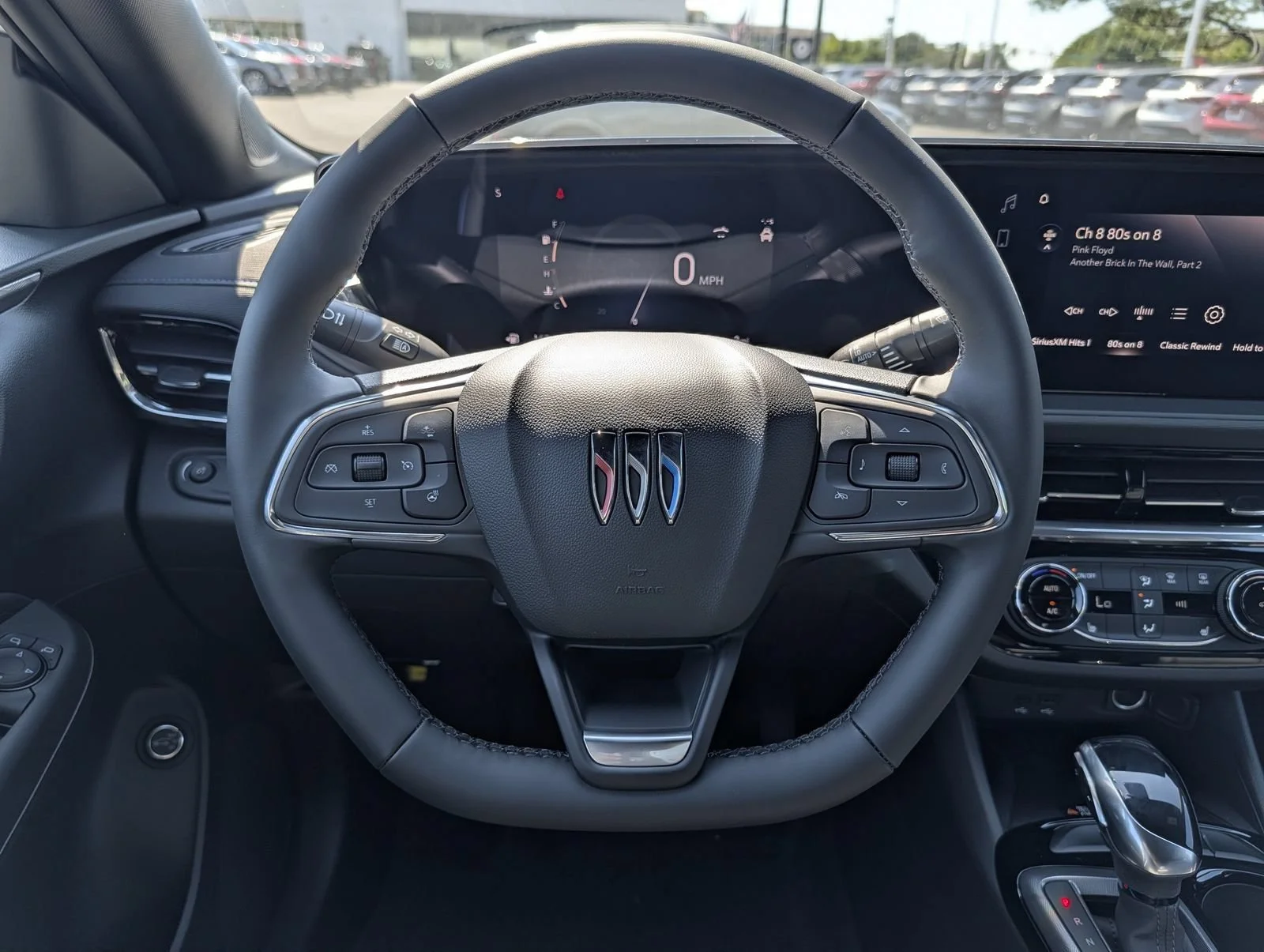 2026 Buick Envista Sport Touring - Photo 8